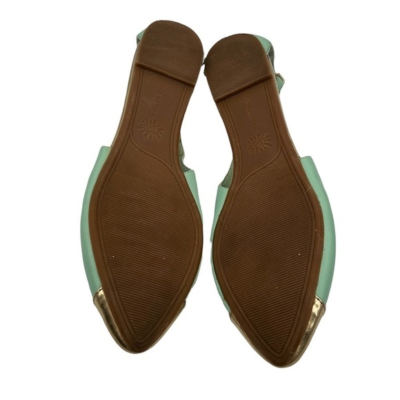 Yellow Box Brietta Blue Gold Pointed Cap Toe Flats Size 8 Women's - Picture 8 of 8